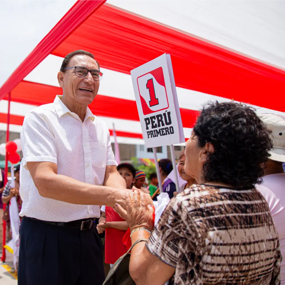 Martín Vizcarra - Perú Primero